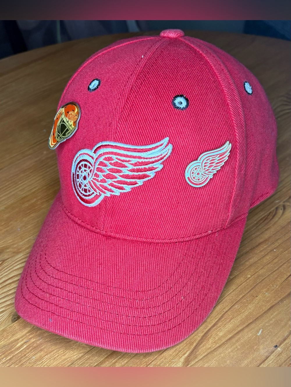 Vintage Y2K Annco Detroit Red Wings NHL Hockey Strapback Hat with Pins OSFA